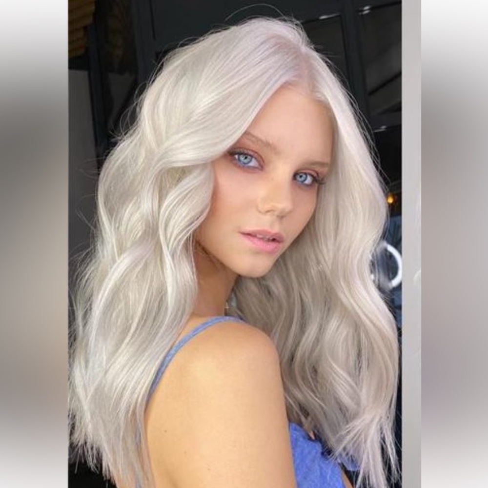 Elegant Silver Blonde Long Wavy Wig - Women Hair Wigs & Extensions